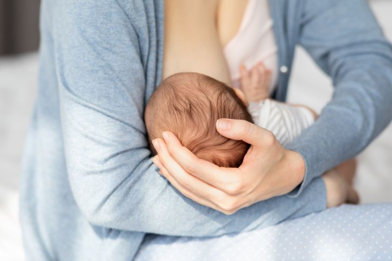 Wsparcie laktacji – jak skutecznie zadbać o produkcję mleka?